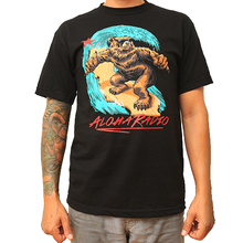 Load image into Gallery viewer, SURFING CALI BEAR T-SHIRT